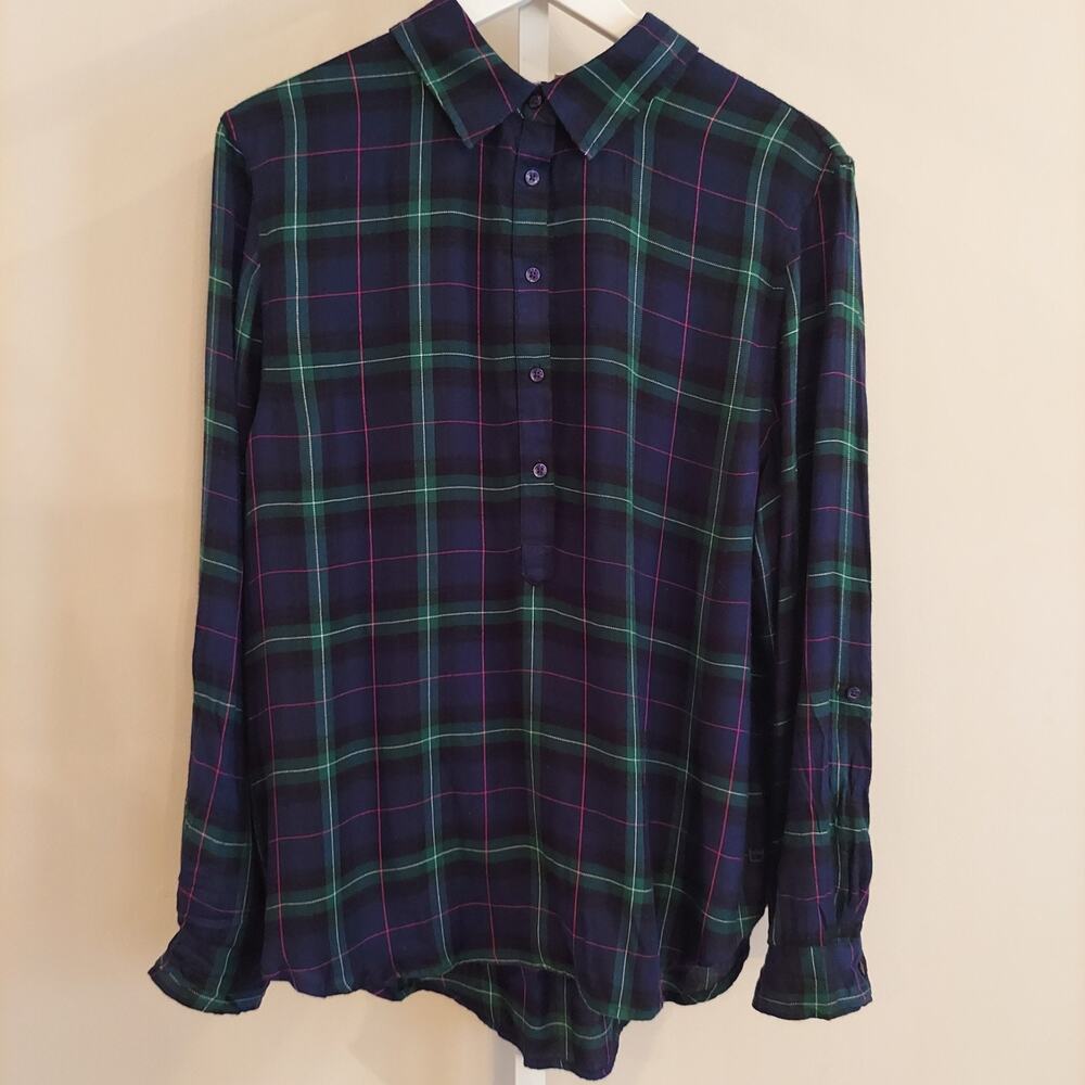 Crown Ivy Large Navy Plaid Long Sleeve Popover Top Roll Tab Cabin Holiday Preppy